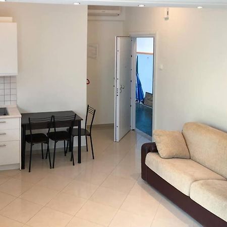 Cozy Studio Near The Beach 1Stfloor Nea Iraklitsa 외부 사진